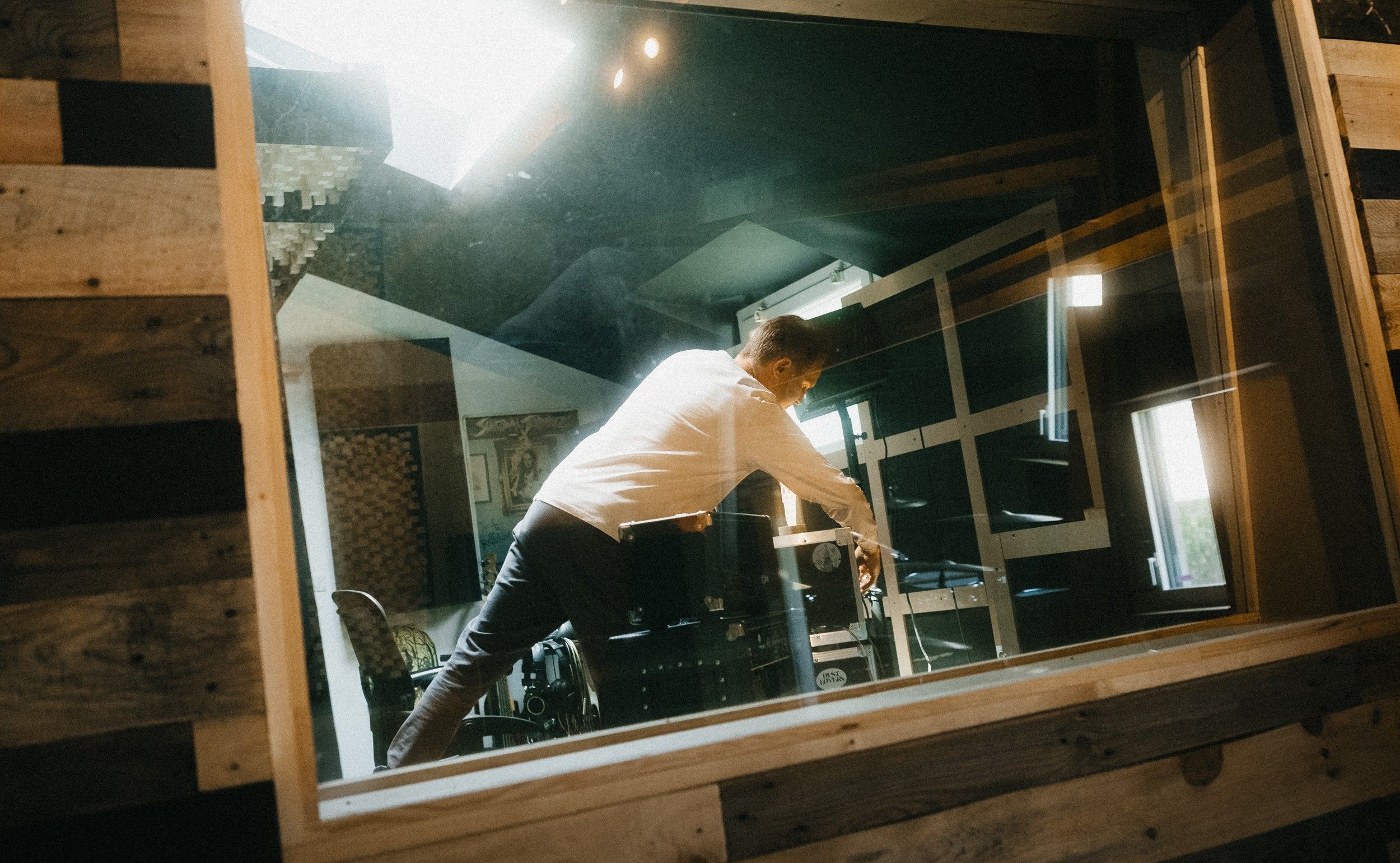 Studio Plan A: Contact